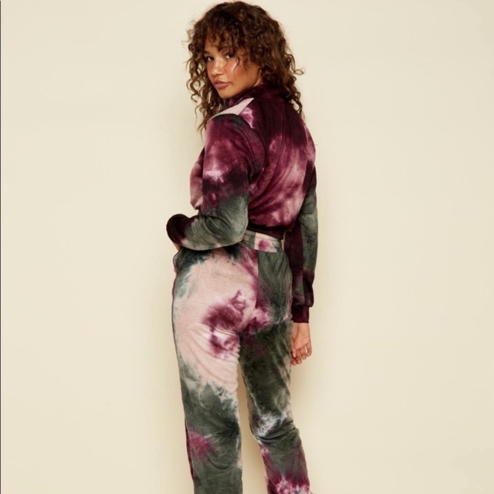 Lounge Matching Sets - image 1